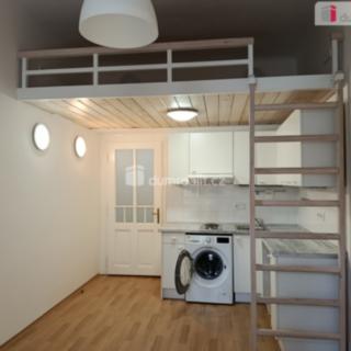 Pronájem bytu 1+kk a garsoniéry 24 m² Praha Vršovice, Na spojce