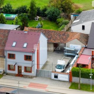 Prodej rodinného domu 211 m² Libiš, Mělnická