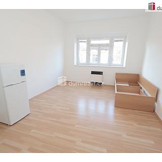 Pronájem bytu 1+kk a garsoniéry 26 m² Praha Strašnice, V předpolí