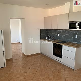 Pronájem bytu 3+kk 44 m&sup2; Bykoš