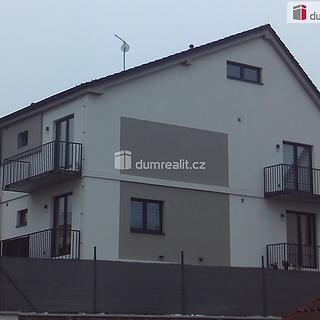 Pronájem bytu 1+kk a garsoniéry 17 m² Dobrovice, Na Hložku