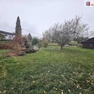 Prodej stavební parcely 831 m² Kamenný Újezd