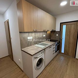 Pronájem bytu 1+1 30 m² Otrokovice