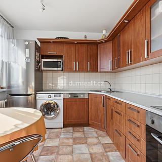 Prodej bytu 3+1 62 m² Hodonín, Vřesová