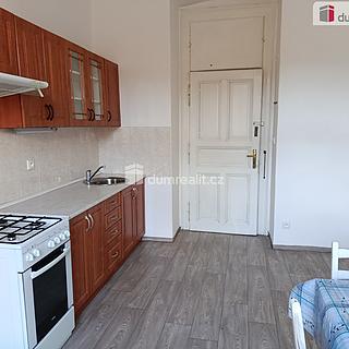 Pronájem bytu 3+1 80 m&sup2; Praha