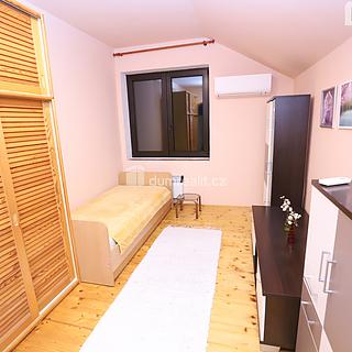 Pronájem bytu 1+1 45 m² Karlovy Vary
