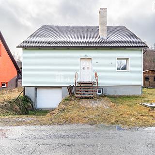 Prodej rodinného domu 220 m² Karlovice, Karlovice