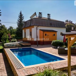 Prodej rodinného domu 372 m² Sadov
