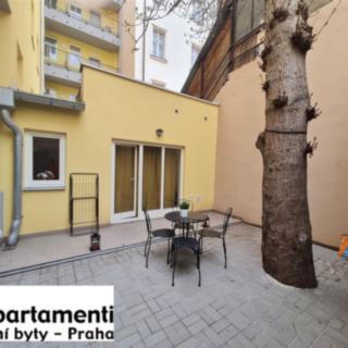Prodej kanceláře 52 m² Praha Smíchov, Plzeňská