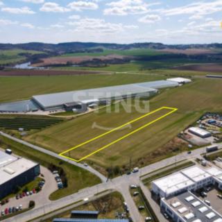 Prodej komerčního pozemku 4 665 m² Kožichovice