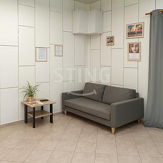 Pronájem obchodu 40 m² Jablunkov, Mariánské náměstí