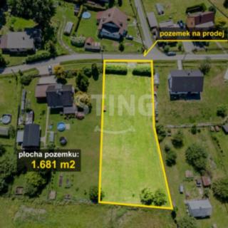 Prodej stavební parcely 1 681 m² Janovice