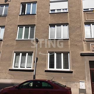 Pronájem bytu 3+1 77 m² Přerov I-Město, Bartošova