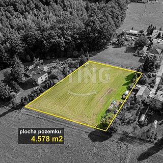Prodej stavební parcely 4 578 m² Ropice