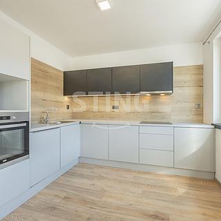 Prodej bytu 2+kk 45 m² Žďár nad Sázavou, Nádražní