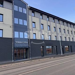 Pronájem kanceláře 902 m² Český Těšín, Jablunkovská
