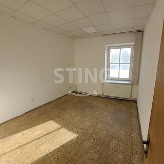 Pronájem kanceláře 13 m² Třinec Staré Město, nám. Míru