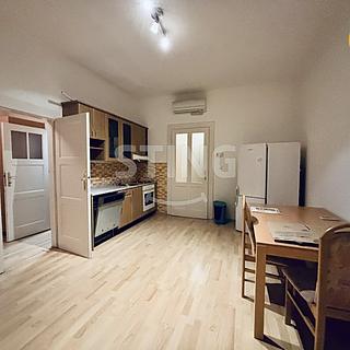 Pronájem bytu 2+kk 41 m² Praha