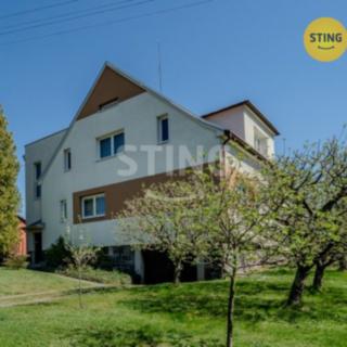 Prodej rodinného domu 240 m² Dolní Lhota