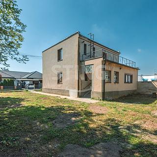 Prodej rodinného domu 140 m&sup2; Staré Jesenčany
