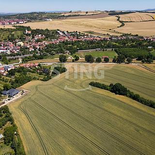 Prodej stavební parcely 5982 m² Kunovice
