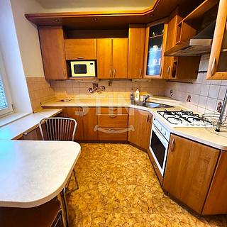 Pronájem bytu 2+1 58 m² Přerov I-Město, Purkyňova