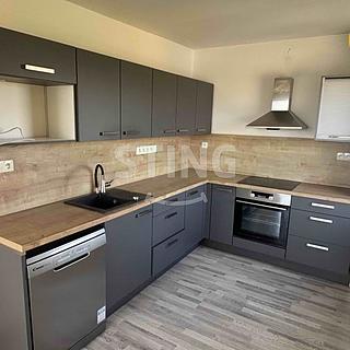 Pronájem bytu 3+kk 67 m² Mělník, Vlasákova