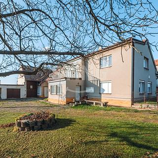 Prodej rodinného domu 500 m² Srch