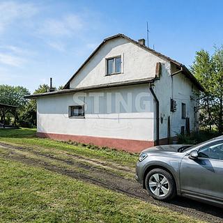 Prodej rodinného domu 400 m² Sedliště
