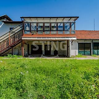 Prodej rodinného domu, 497m²