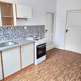 Pronájem bytu 2+1 64 m² Opava Město, Mnišská