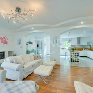 Prodej rodinného domu 204 m² Mikulov, Bezručova