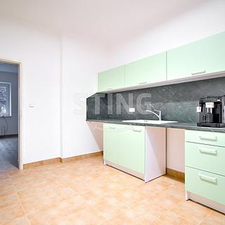 Pronájem kanceláře 54 m² Hodonín, Brandlova