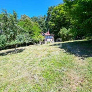 Prodej stavební parcely 833 m² Radějov