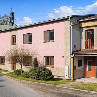Prodej rodinného domu 220 m² Pěnčín