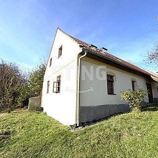 Prodej rodinného domu 170 m² Mojné Černice