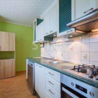 Prodej bytu 3+1 68 m² Opava Kateřinky, Černá