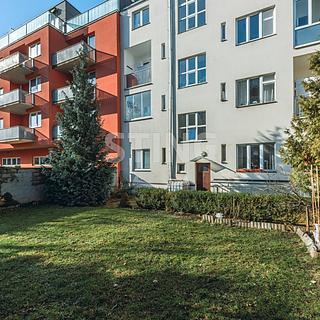 Prodej bytu 1+1 41 m² Pardubice Zelené Předměstí, Pernerova