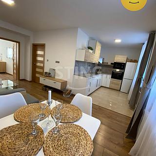 Pronájem bytu 3+kk 71 m&sup2; Třinec