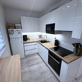 Prodej bytu 2+1 55 m² Ostrava