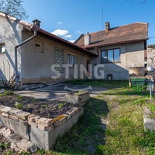 Prodej rodinného domu 90 m&sup2; Všetaty