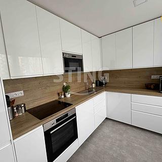 Prodej bytu 4+1 87 m² Ledeč nad Sázavou, Stínadla