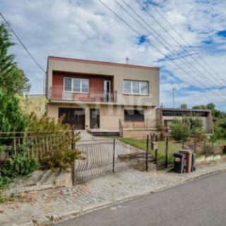Prodej rodinného domu 220 m² Dolní Lhota, K nádraží