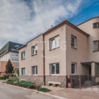 Prodej rodinného domu 250 m² Pardubice