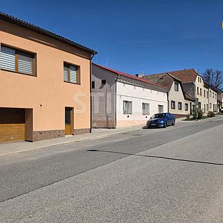 Prodej rodinného domu 298 m² Batelov, Perleťářská