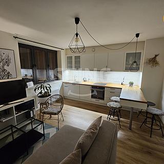 Pronájem bytu 1+kk a garsoniéry 32 m² Čeladná