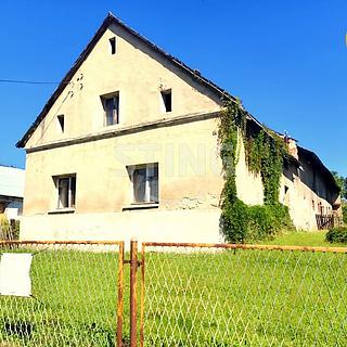 Prodej rodinného domu, 200m²