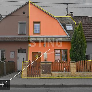 Prodej rodinného domu 160 m&sup2; Hlubočky