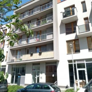 Pronájem bytu 2+kk 55 m² Hradec Králové