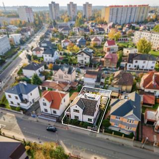 Prodej dvougeneračního domu 114 m² Hradec Králové